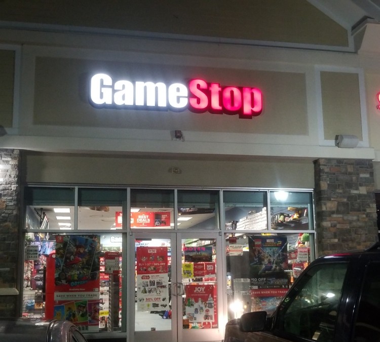 GameStop (Mansfield,&nbspMA)